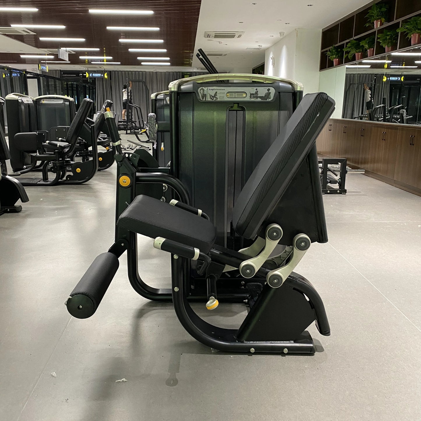 High Quality with Competitive Price Fitness Strength Machine Gym Equipment Seated Leg Extension Machine